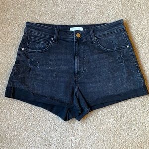 H&M black denim shorts high waisted size 8